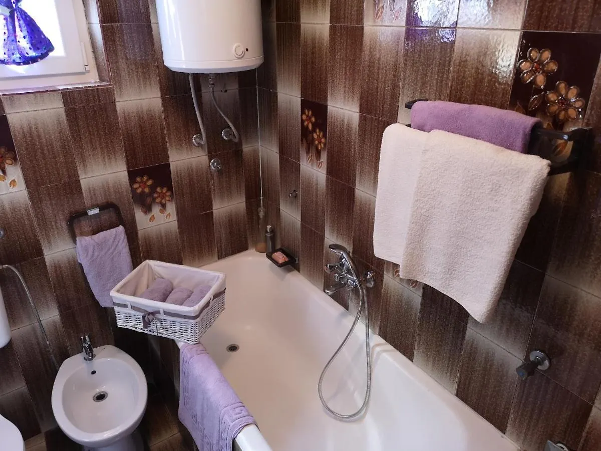 Apartment Magdic Brzac Croatia