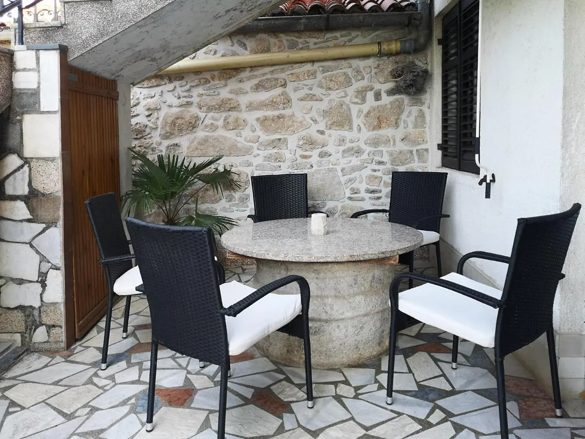Apartment Magdic Brzac Croatia