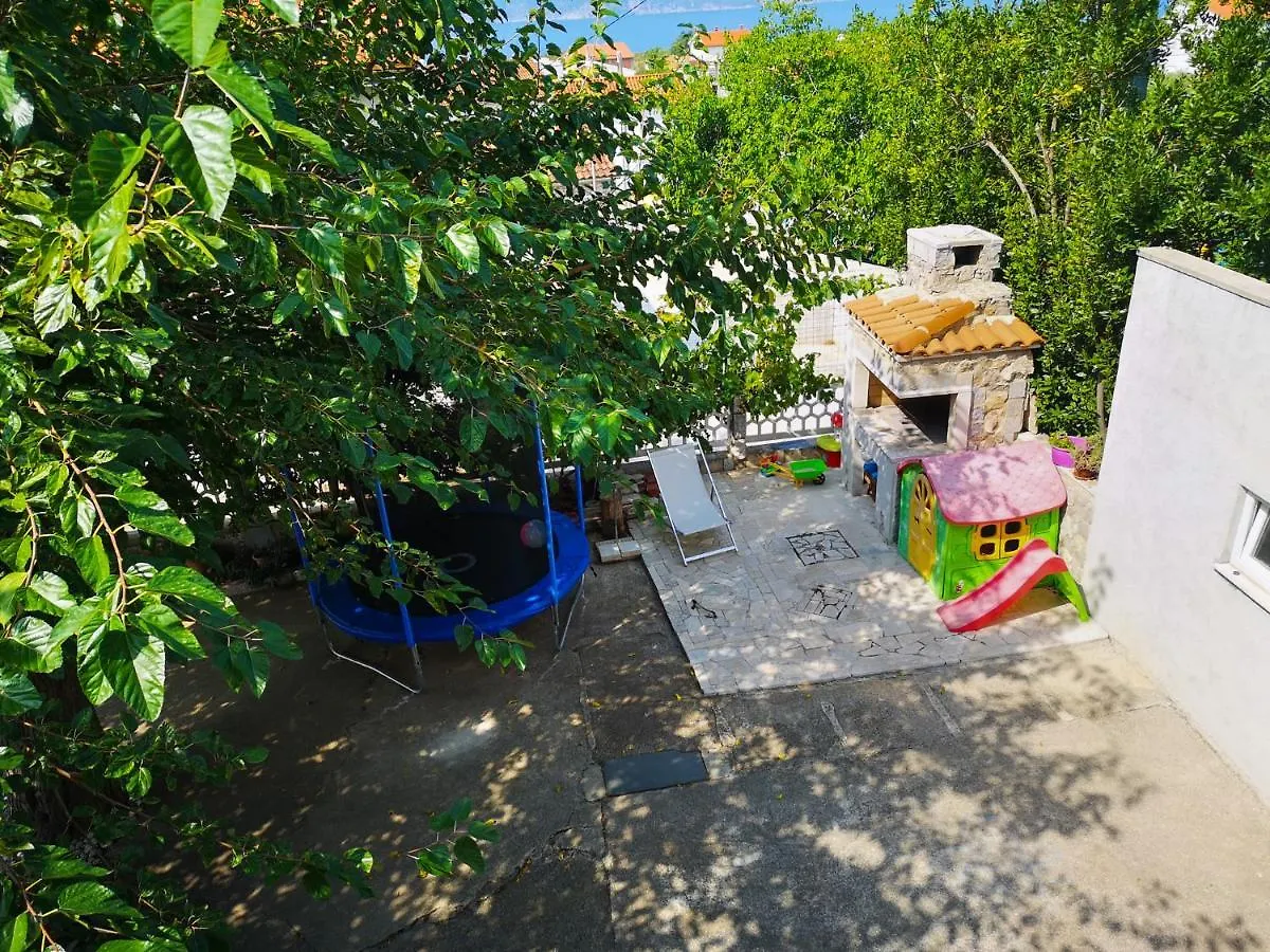 Apartment Magdic Brzac