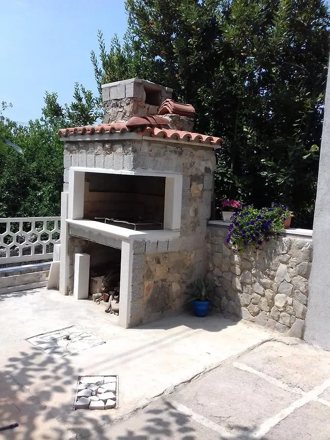 Apartment Magdic Brzac 0*,  Croatia